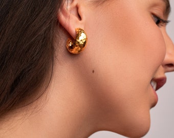Chunky Hammered Gold Hoop Earrings | Textured Elegant Hoops | Unique Handmade Jewelry for Women– STD154
