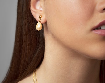 Baroque Pearls Dainty Studs - Elegant Wedding Earrings - Pearl Jewelry Gift for Her - DGE027