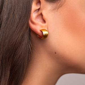 Chunky Creole Earrings - Gold Hammered Hoops - Gift for Wife - STD154