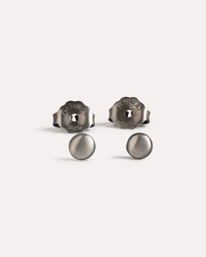 Boucles dOreille Ronds, Argent Sterling, Clos dOreille Chic, Boutons dOreilles Ronds, Bijoux Minimaliste et Moderne, Cadeau, STD064 St Silver Oxide