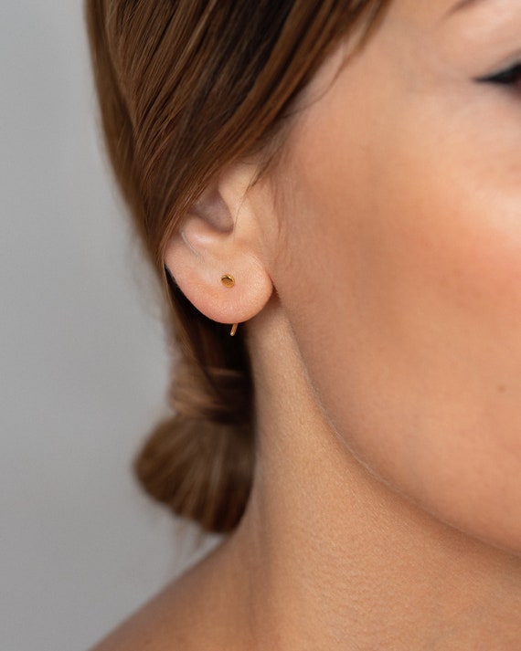 Flower Helix Piercing Hoop Ring Cartilage Tragus Earring Ear Jewelry –  Impuria Ear Piercing Jewelry