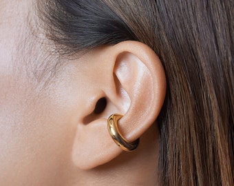 Minimalist Gold Cuff Earring - Trendy Gift for Mom - ECF021