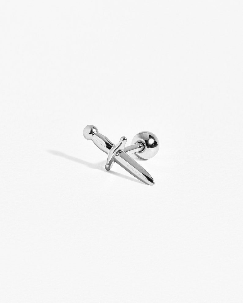 Helix Flat Back Sword Earring Conch Stud Dagger oorbellen Lunai Sieraden PRC001 afbeelding 10