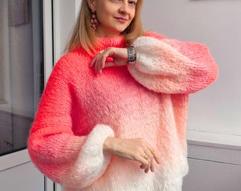 Suéter de punto acogedor extragrande de mezcla de mohair con degradado rosa