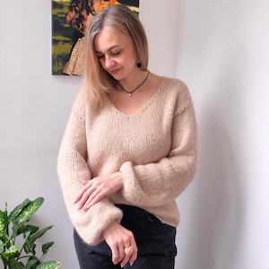 Hand Knit Baby Alpaca V-Neck Sweater, Beige Chunky Knit Jumper