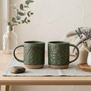 Large Botanical Ceramic Mug, Oversized Forest Green Coffee Cup, Embossed Leaf Pottery, Earthy Stoneware, Nature Lover Gift for Plant Mom