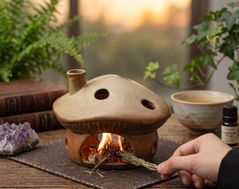 Mushroom Incense Burner Ceramic Smudge Bowl, Cottagecore Fairy House Palo Santo Holder, Magical Woodland Room Decor, Witchy Gift for Her