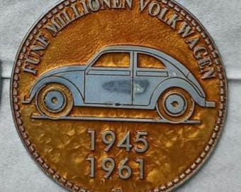 Vintage VW Wolfsburg Car Badge: 1972 Der Weltmeister Emblem - Etsy