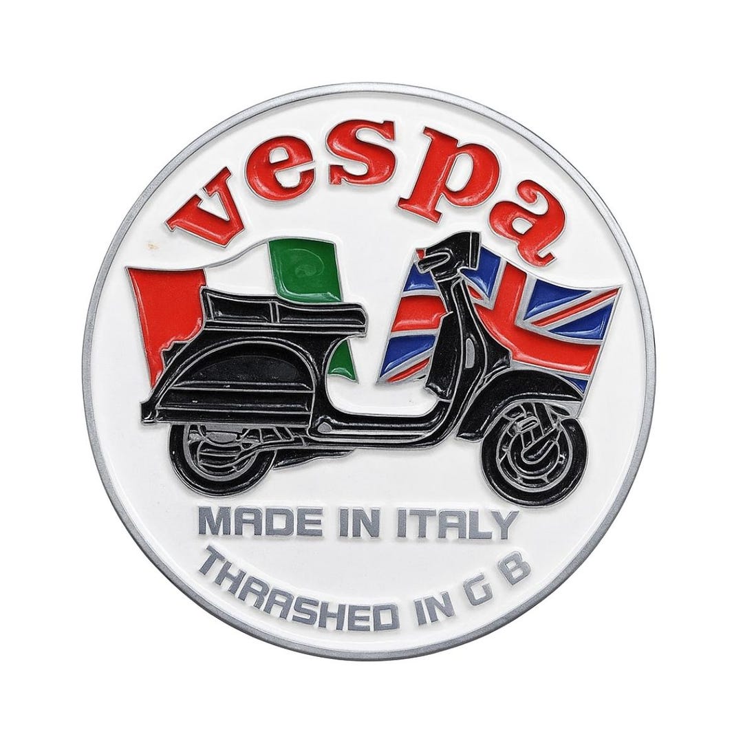 ヴィンテージ ベスパ Made in Italy Thrashed in GB エンブレム バッジ
