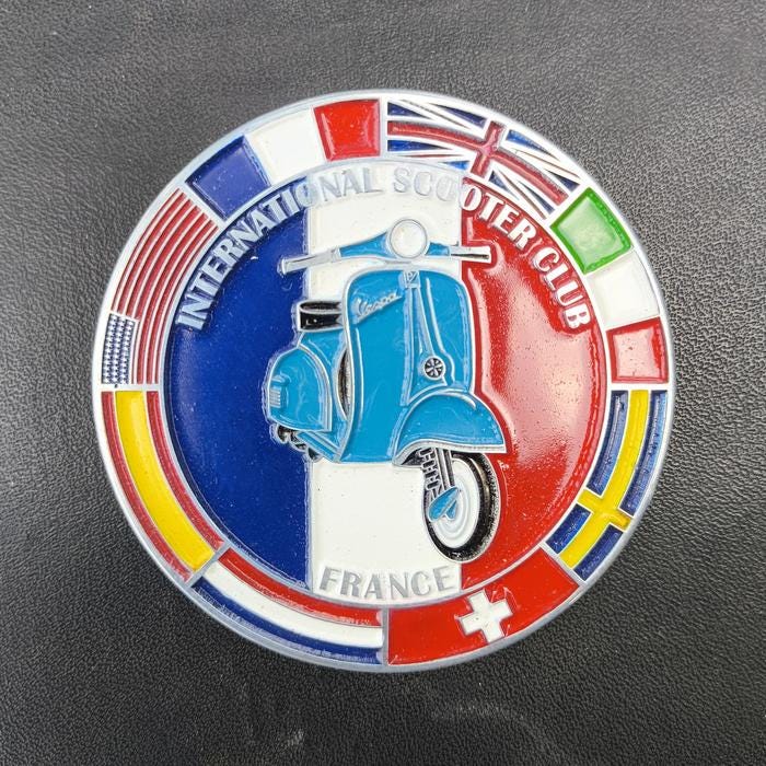 ベスパ　カーバッジ ランブレッタ ベスパ バッジ BUCCANEERS SCOOTER CLUB