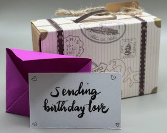 Mini tarjeta de cumpleaños escrita a mano con mucho cariño.