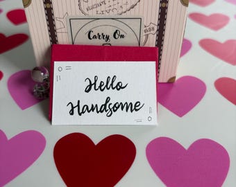 Hola guapo, saludo y recuerdo escrito a mano