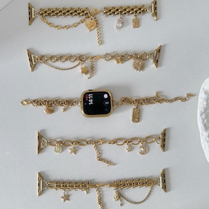 Correa de cadena dorada de moda compatible con Apple Watch, estilo pulsera de capas con dijes, alternativa femenina y atrevida para la muñeca, correa de repuesto