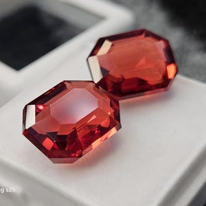 Certifierad Mozambique röd rubin par smaragdslipade 18-20 ct lösa ädelstenar för smycken