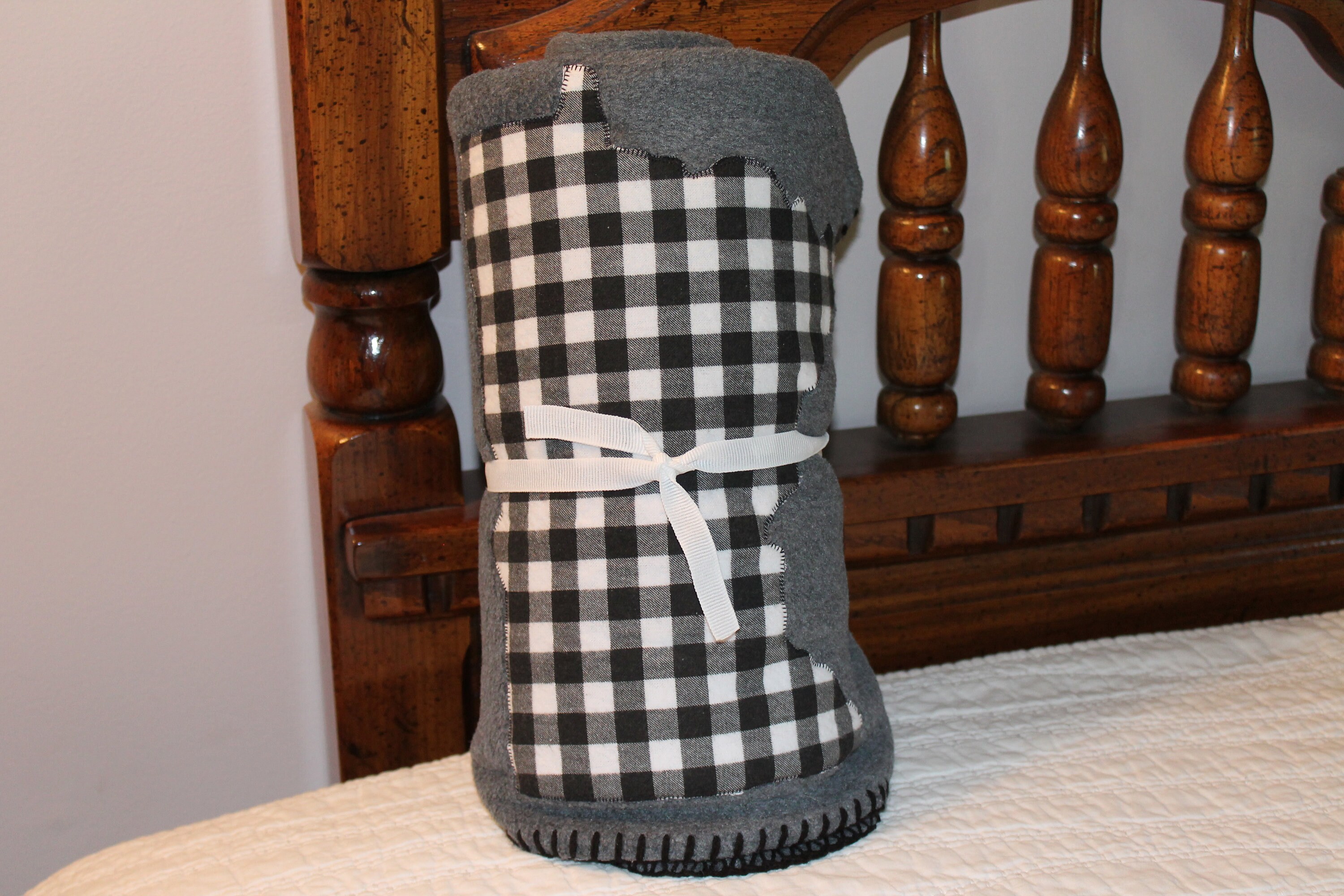 Mn Fleece Blanket State Blanket Stadium Blanket Gray Polar Etsy