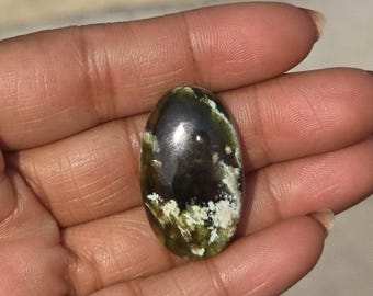 Green Chrome Chalcedony Cabochon Gemstone for Jewelry Making