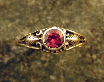 Garnet and 14K Gold Ring