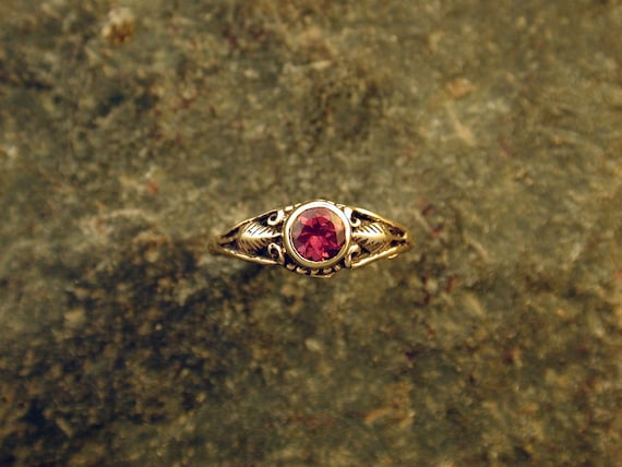 Garnet and 14K Gold Ring