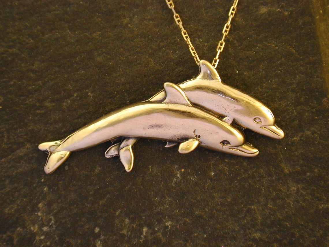 Pendentif Dauphin En Nacre Vintage - Chaînette Métal - Bon état (occasion)