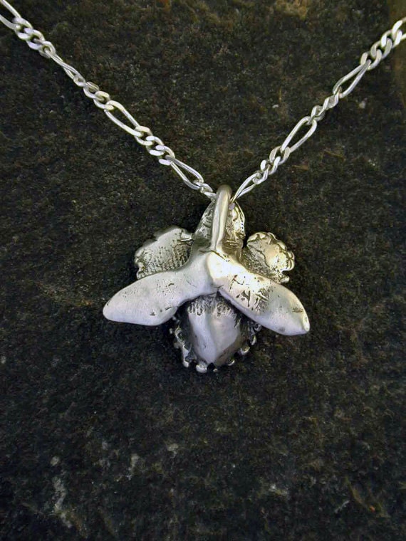 Orchidジュエリースターリングシルバーオーキッドチャームスライドハンドメイドフラワージュエリーor3-pns シルバーオーキッドフラワーネックレス＆イヤリングセット