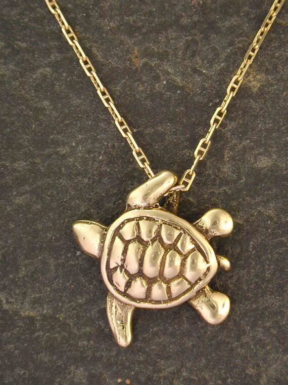 14k Gold Origianl Sea Turtle Pendant On A Chain Image 0