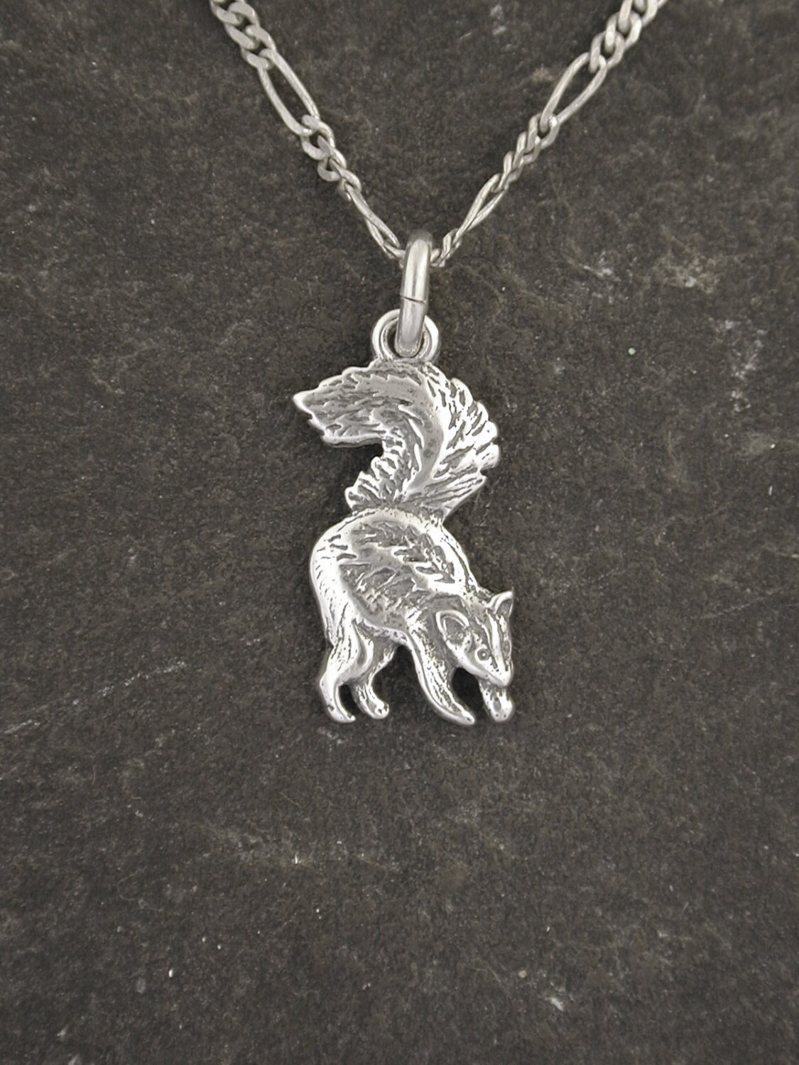 スターリングシルバー　ペンダントとのセット スターリングシルバーのチェーンに付いたスターリングシルバーの