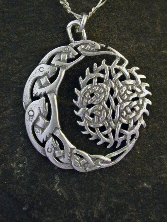 2 Pendentifs Celtiques Argentés - Occasion - Bijoux Vintage Inspirés Des Motifs Celtes