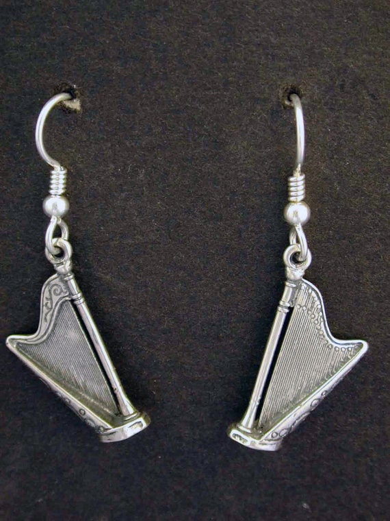 Boucles D'oreilles En Argent Massif - Modèle Harpe, Couleur Argenté, Occasion