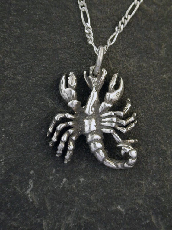 Collier Vintage Avec Pendentif Scorpion En Métal Argenté Poinçonné - Bijou Occasion