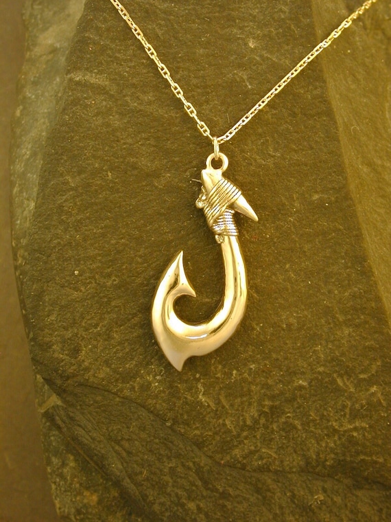 14K Gold Hawaian Style Fishhook Pendant on a 14K Gold Chain. - Etsy