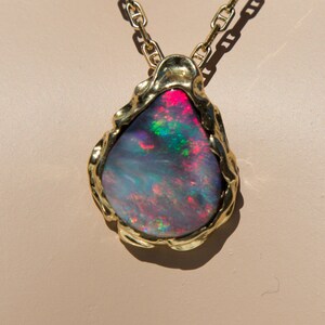 18K Gold and Fabulous Original Opal Pendant on a 14K Gold Chain - Etsy