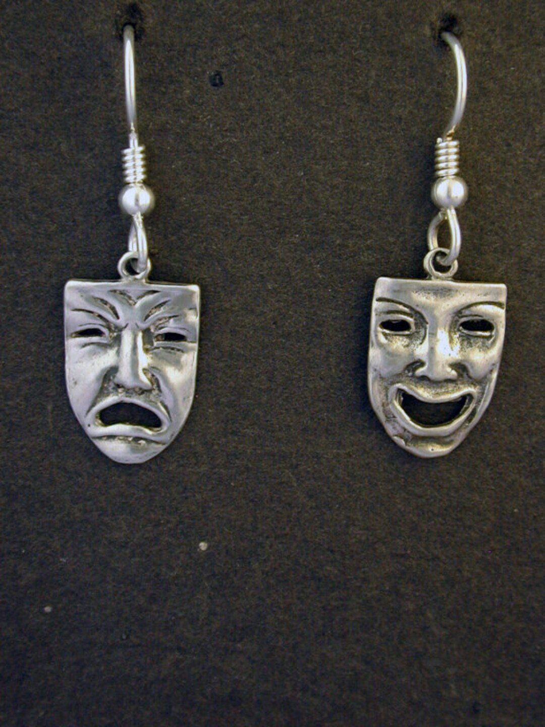Sad Medu Earring (Single Earring) main image 0