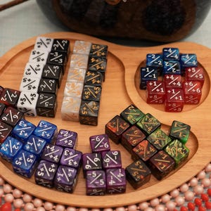 Pacote Galaxy Dice Mega - 60 dados de jogo - 12 cores incríveis