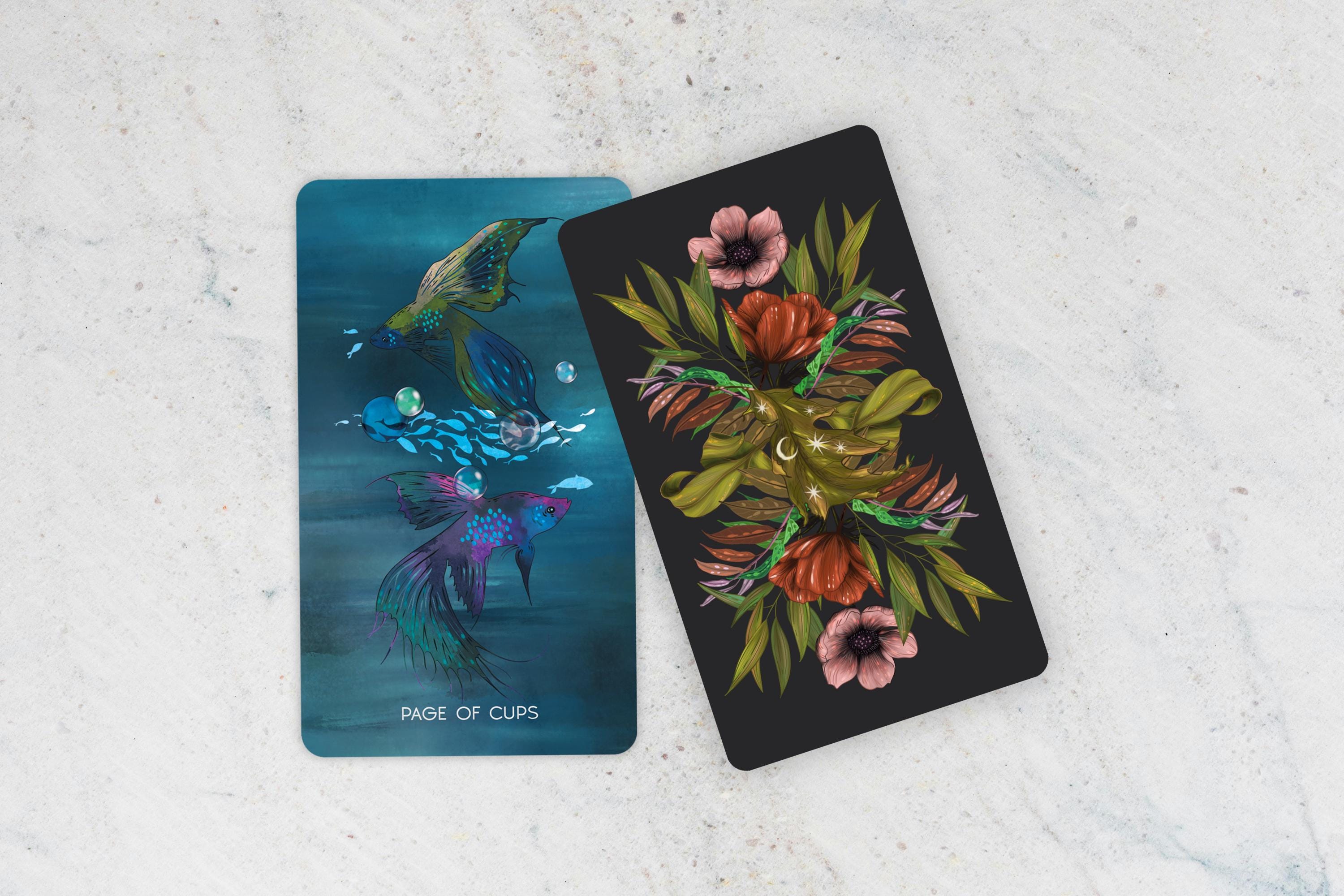 アート・デザイン・音楽 MARIA tarot Madonna Maria Arcana Tarot from Museo de Tarrochi Spain