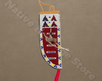 Handgemaakte Indiaanse messenschede met kralen en veren – Leren kralenwerk Tribal Art