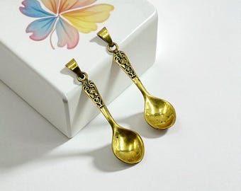 Pendentif cuillère en laiton vintage : breloque pour bijoux de style ancien