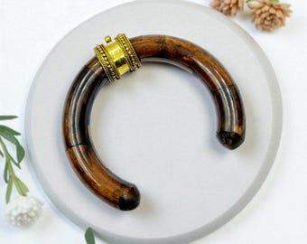 Buffalo Bone Crescent Horn Pendant: Tribal Boho Jewelry Supply