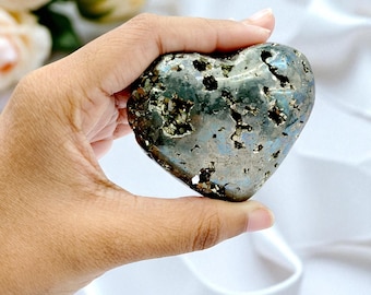 黄鉄鉱のハート：2 1/2インチ - Etsy 日本