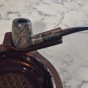 tobacco pipe