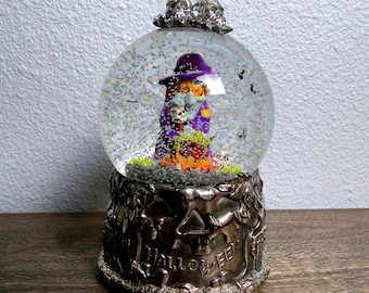 Wallace Halloween Witch Snow Globe Animated Lighted Bats Silverplate Vintage