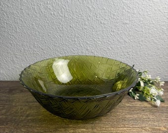 Vintage Indiana Glass Avocado Green Weavetex Bowl 9" Basket Weave MCM Retro