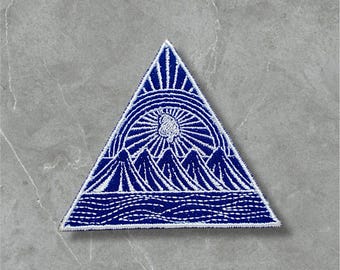 Escudo de Nicaragua Patch Bordado, Iron on, 3.5” x 3.1” Pulgadas (Editable)