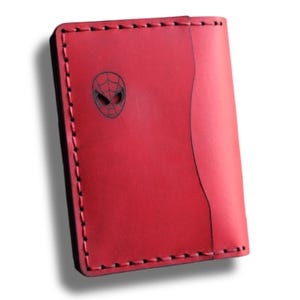 Personalized Spidey ID Card Wallet: Handcrafted Leather Comic Book Gift
