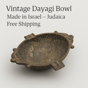 Vintage Dayagi Judaica Tray – Brass Patina Catchall – Made in Israel – Signed – Free Shipping