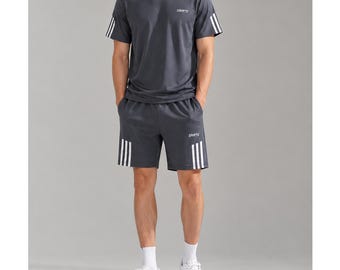 Men's Vintage Style Quick Dry Sports Set, Short Sleeve T-Shirt and Shorts Activewear