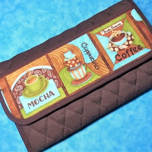 Cartera grande para mujer: billetera organizadora acolchada de 9 bolsillos con tres pliegues para amantes del café, billetera larga de tela para chequera, billetera de tela para dama, billetera vegana