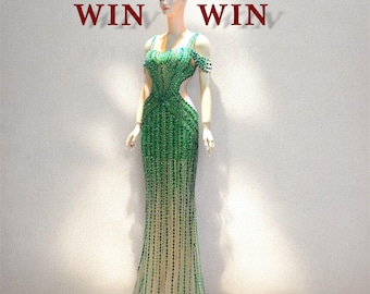 Vestido de noche con cuentas cosido a mano