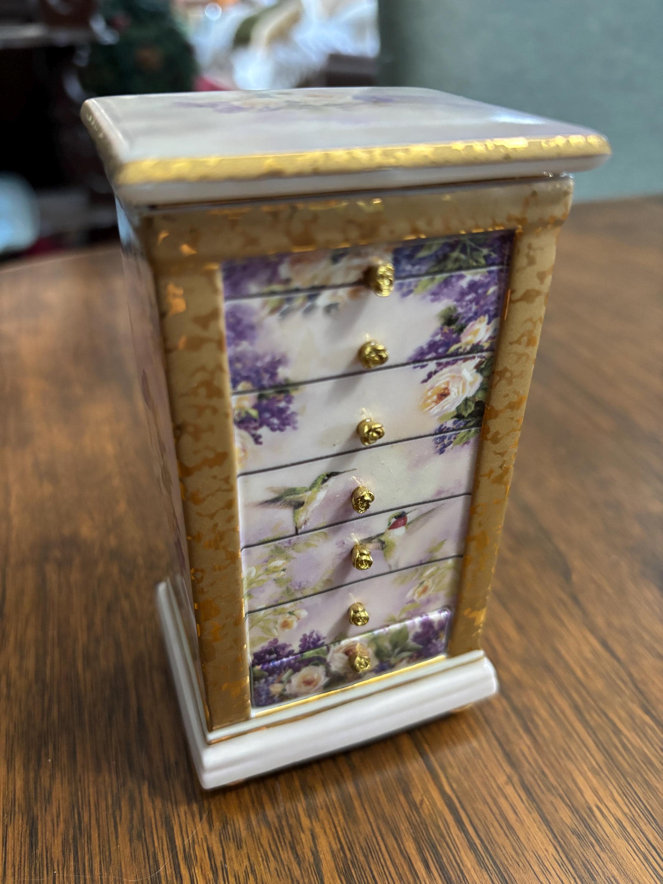 【値下げ】OUD NACRE 100ml 専用ボックス付き Limited Ed. Lina Liu “crown Jewels” Music Box by Ardleigh Elliott