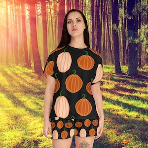 Cozy Pumpkin Print Pajama Set, Short Sleeve PJs, Halloween Sleepwear, Fall Loungewear, Cute Pajama Outfit