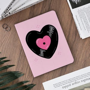 Pink Heart Record iPad Protective Case for iPad Pro 2024 13“, iPad Pro 2020, 2022 12.9”, iPad Air 6 11&quot;, iPad Mini 6/7 8.3&quot;, iPad Air5 10.9&quot;